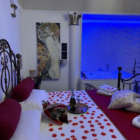 Beb Boreale Hotel Napels Buitenkant foto