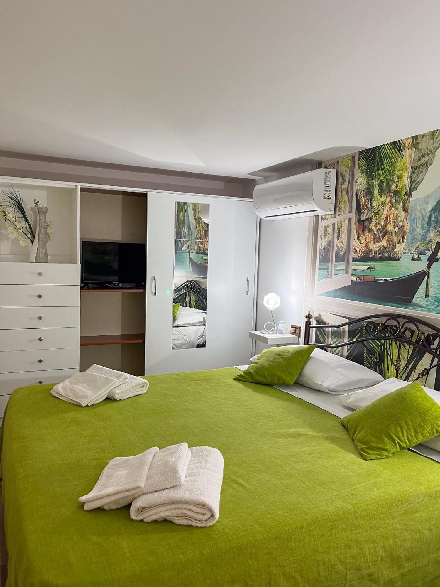 Beb Boreale Hotel Napels Buitenkant foto