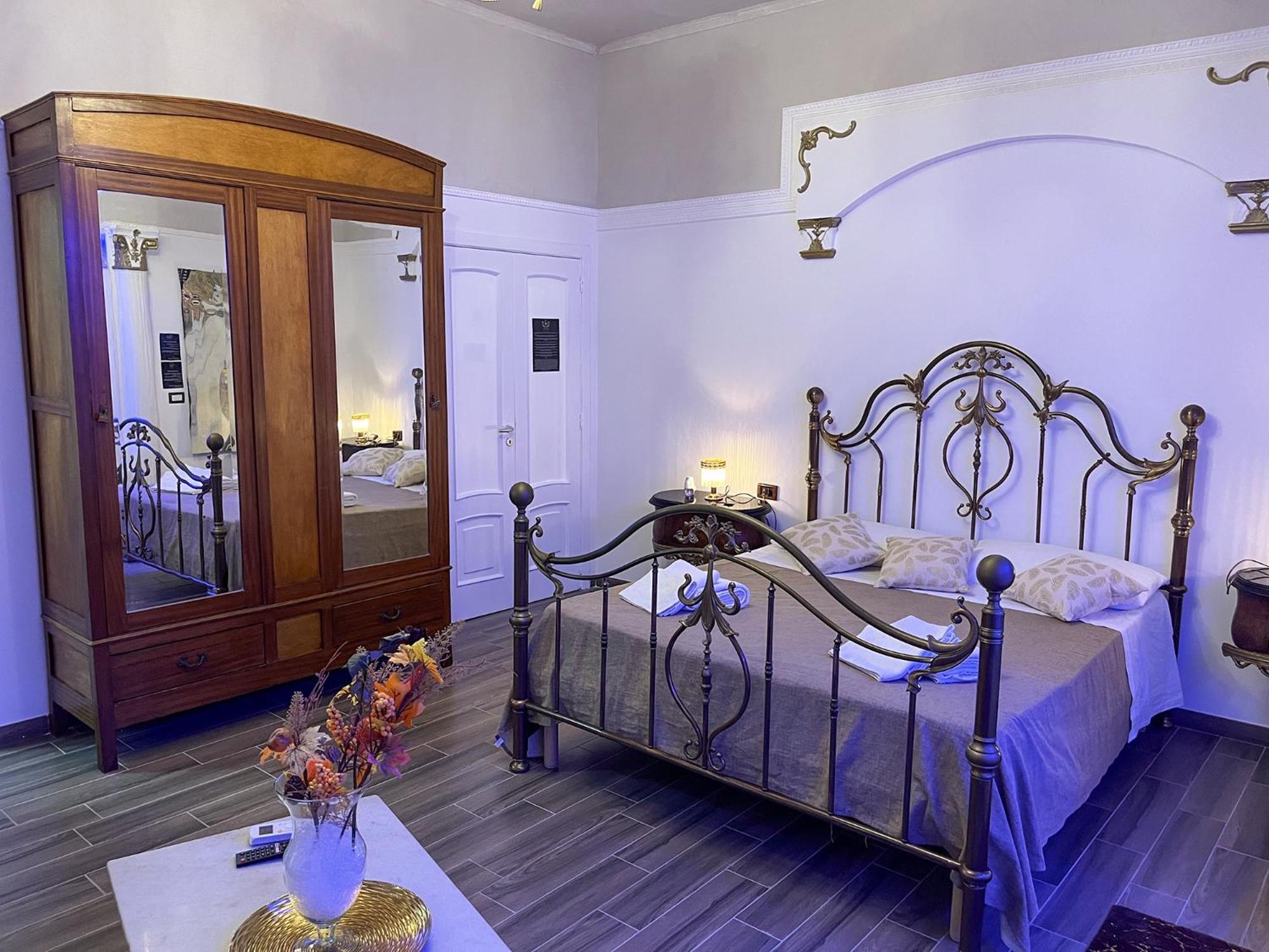 Beb Boreale Hotel Napels Buitenkant foto