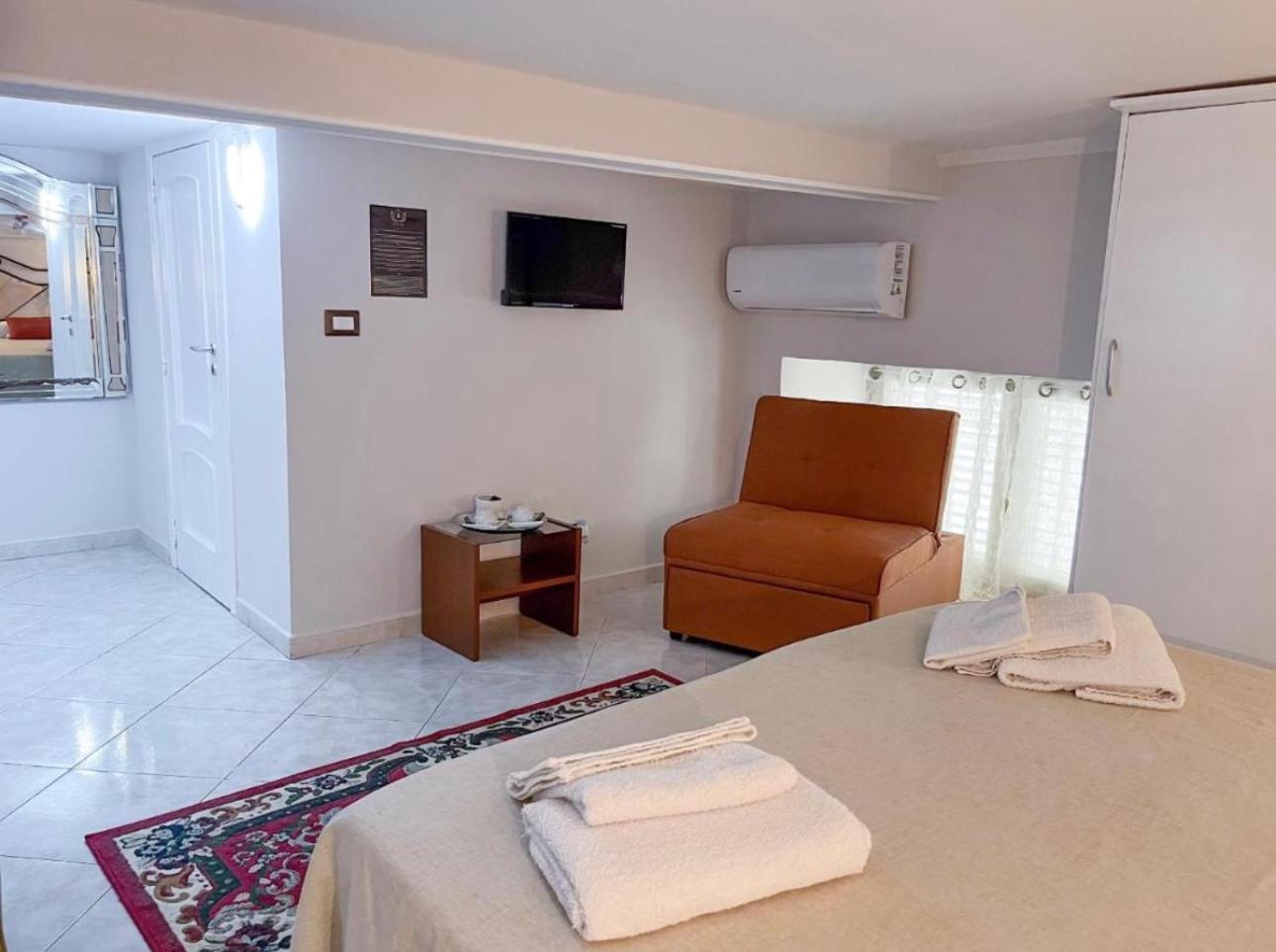 Beb Boreale Hotel Napels Buitenkant foto