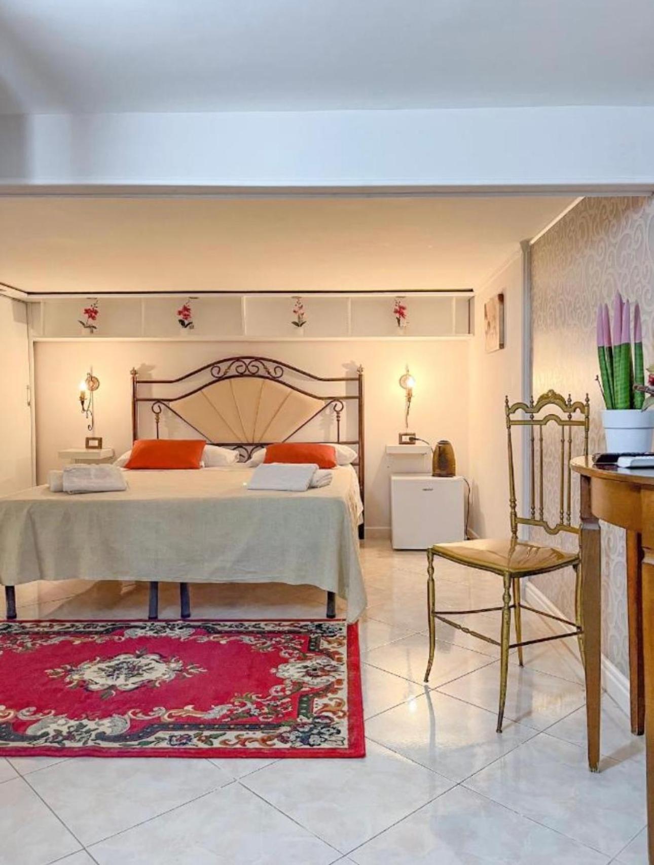 Beb Boreale Hotel Napels Buitenkant foto